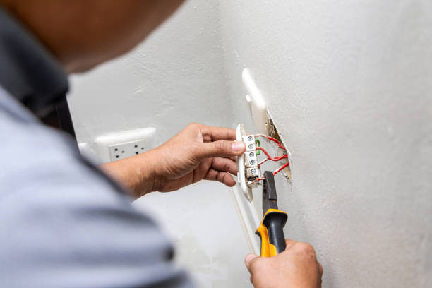Best Affordable Electrician  in Coconut Creek, FL